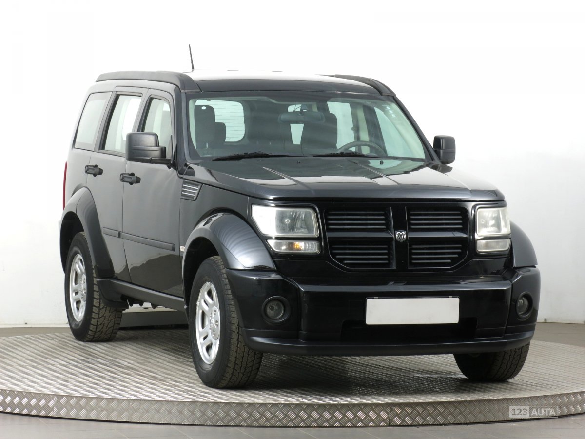 Dodge Nitro, 2008 - celkový pohled