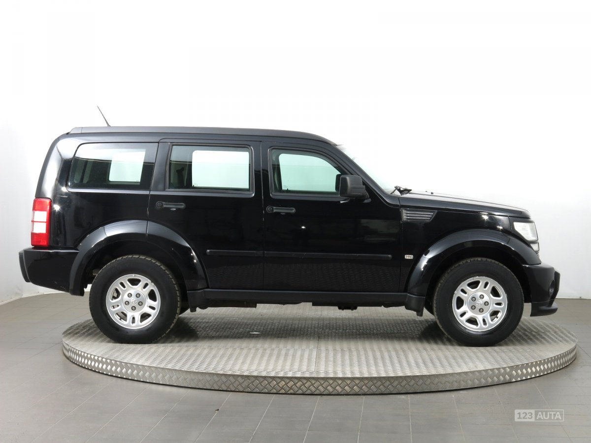Dodge Nitro, 2008 - pohled č. 8