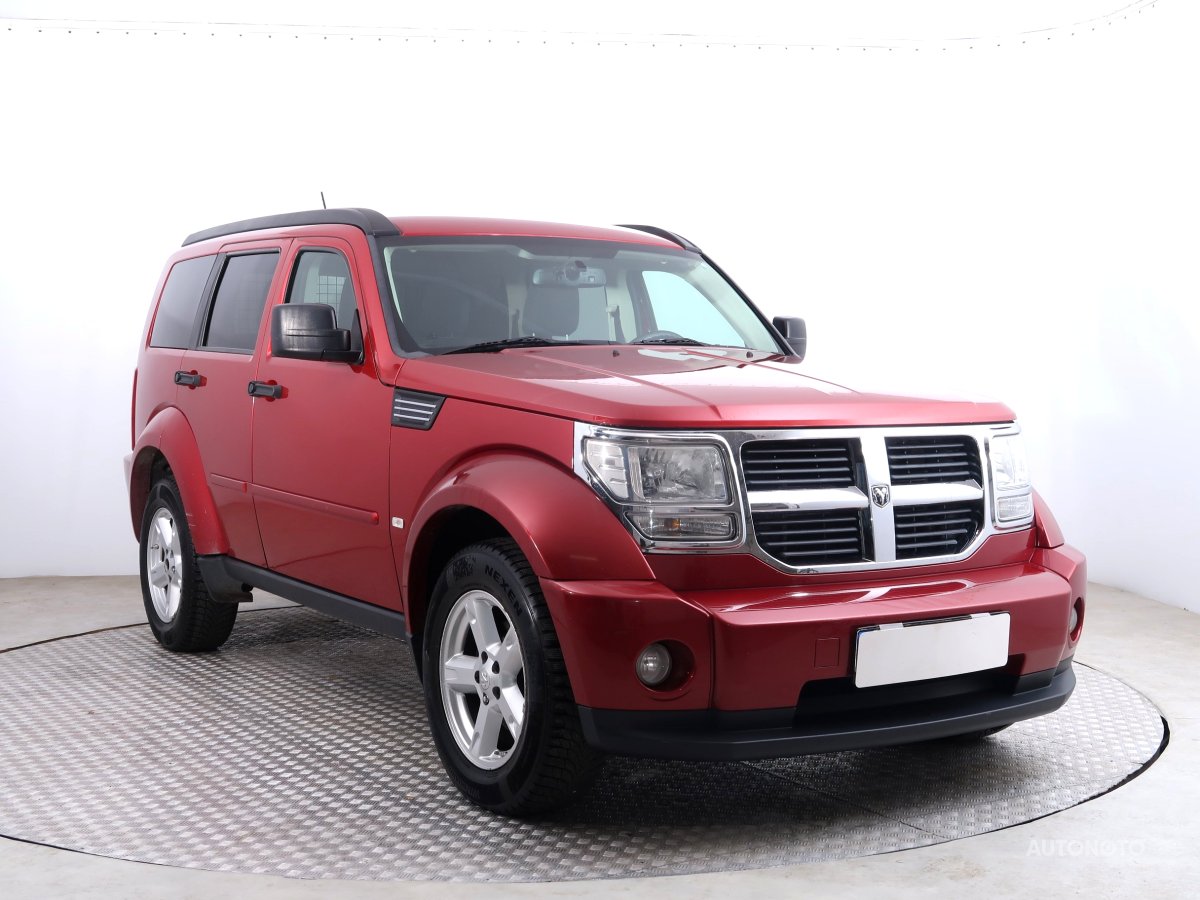 Dodge Nitro, 2008 - celkový pohled