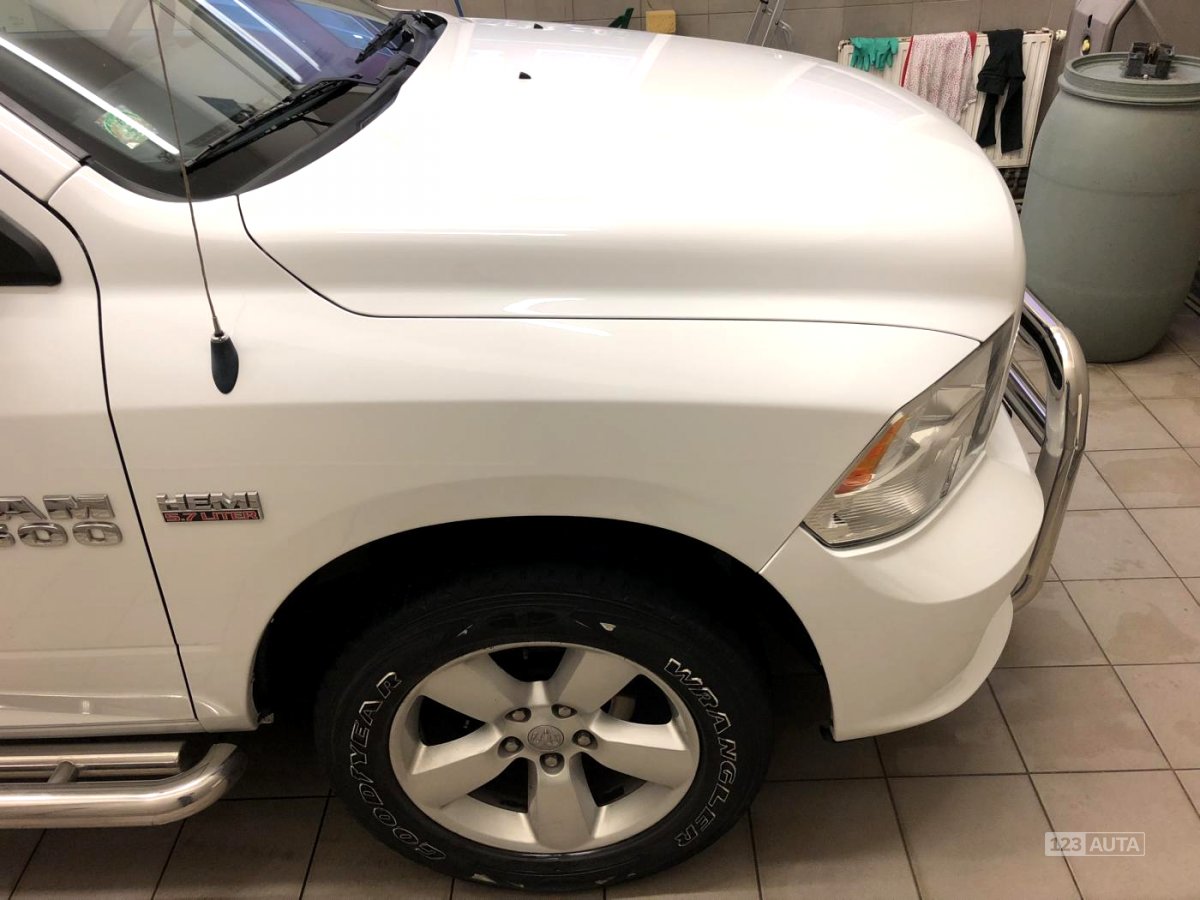 Dodge Charger, 2020 - pohled č. 8