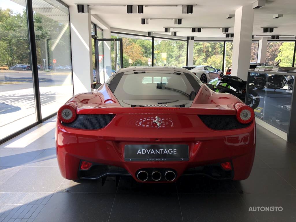 Ferrari 458, 2011 - pohled č. 5