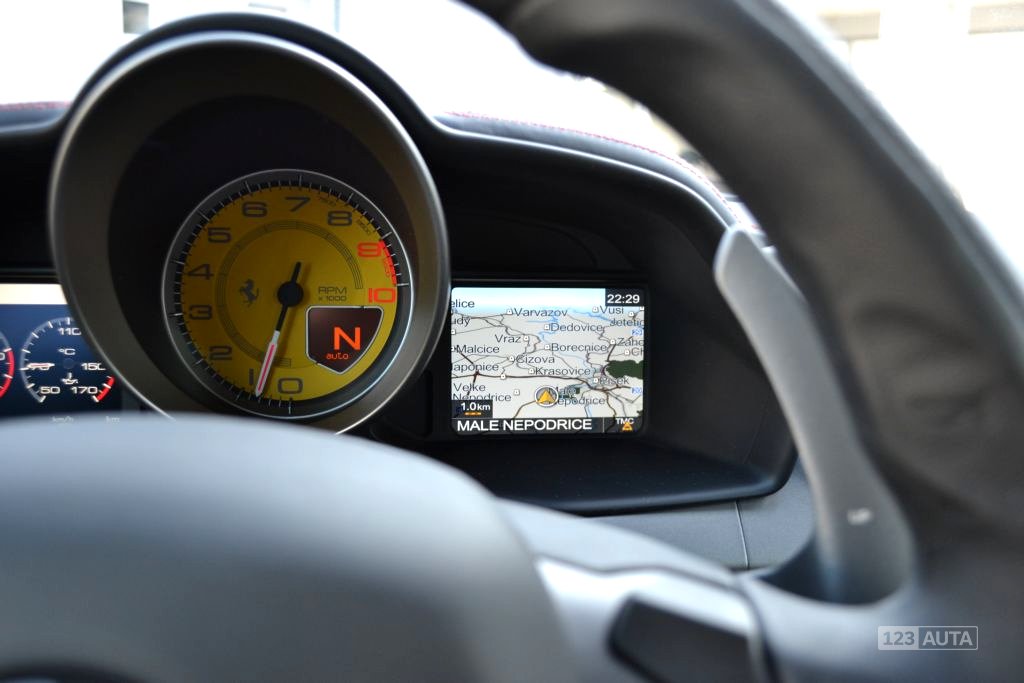 Ferrari 458, 2011 - pohled č. 10