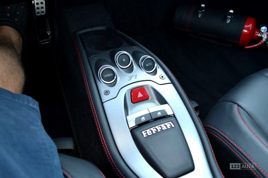 Ferrari 458, 2011 - pohled č. 11