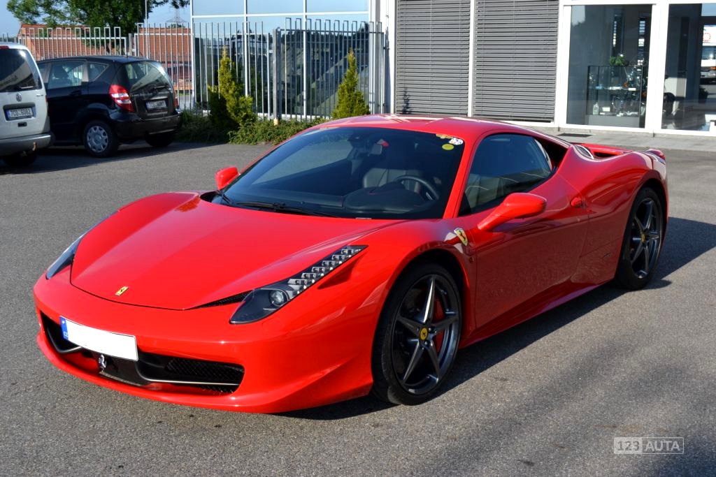 Ferrari 458, 2011 - pohled č. 3