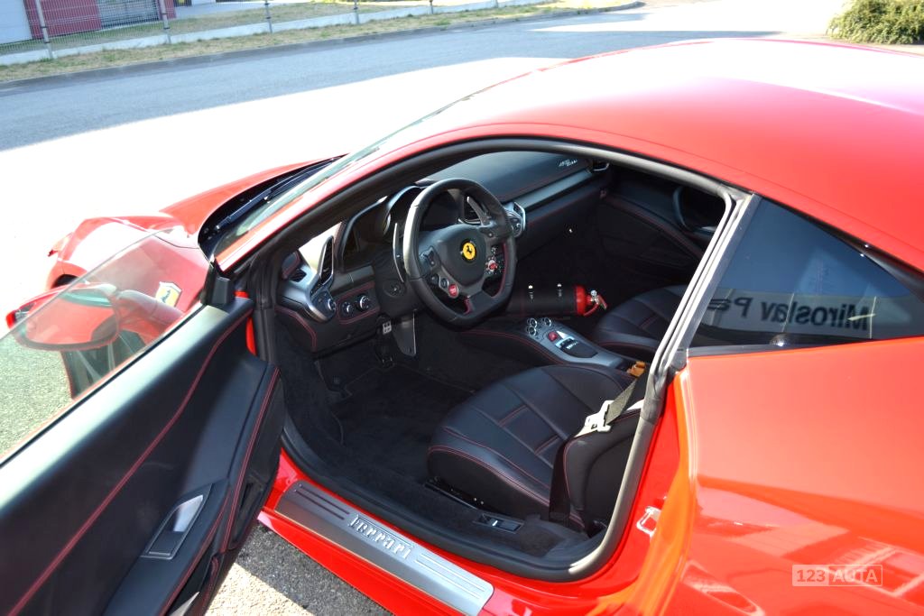 Ferrari 458, 2011 - pohled č. 7