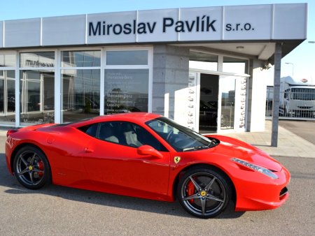 Ferrari 458, 2011 - pohled č. 2