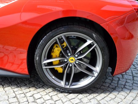 Ferrari 488, 2016 - pohled č. 5