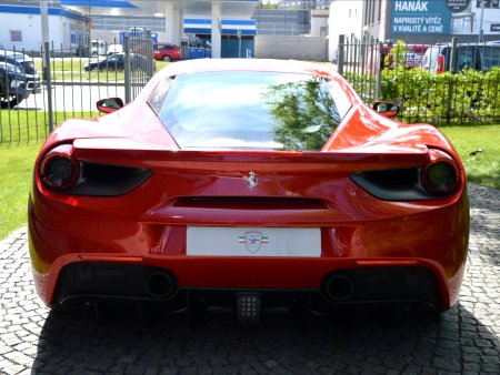 Ferrari 488, 2016 - pohled č. 7