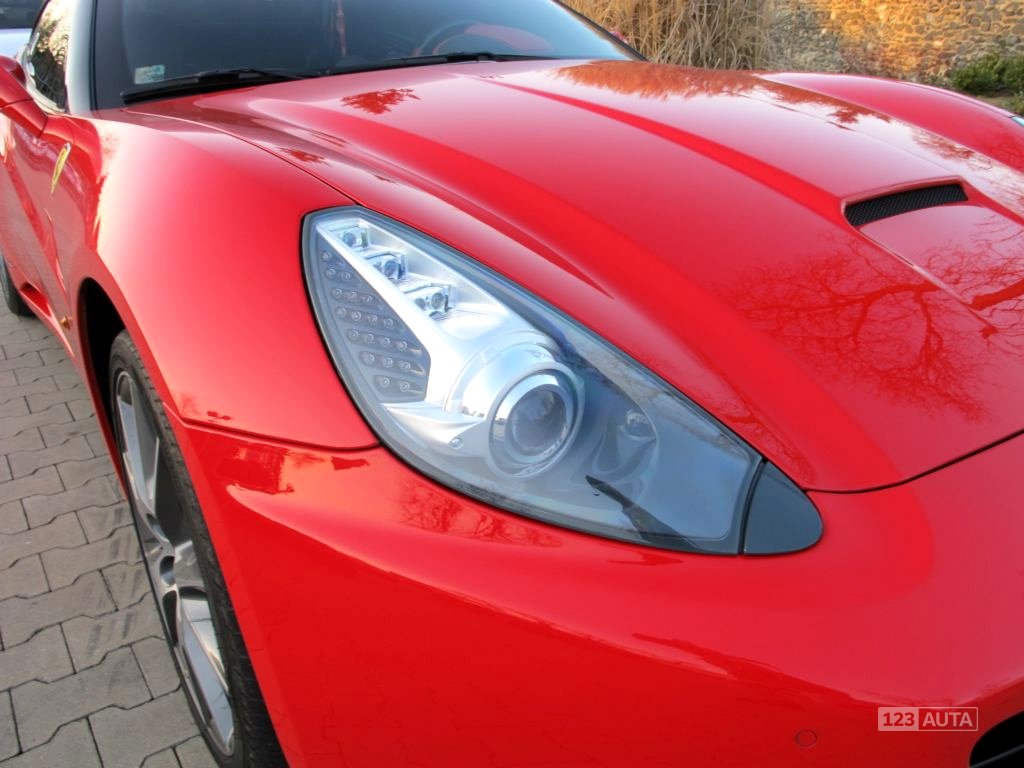 Ferrari California, 2010 - pohled č. 7