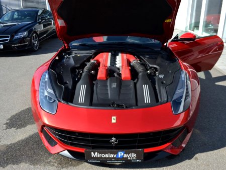 Ferrari F12 Berlinetta, 2013 - pohled č. 8