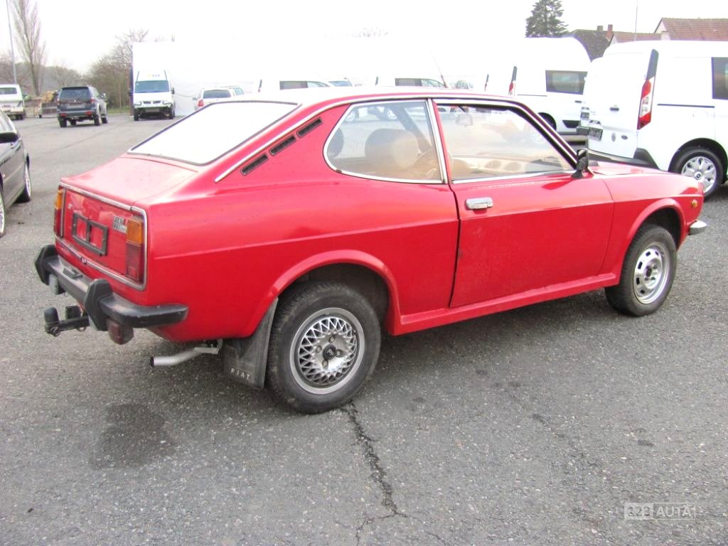 Fiat 128, 1973 - pohled č. 2