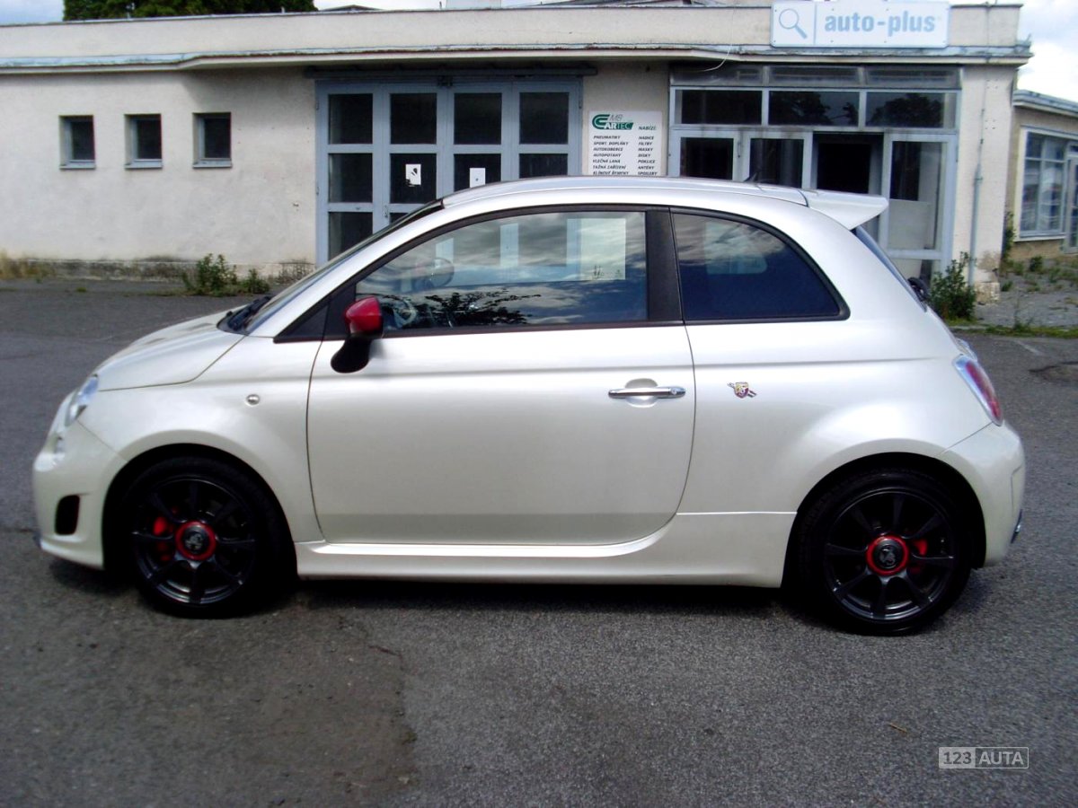 Abarth 500, 2009 - pohled č. 8