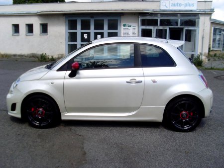 Abarth 500, 2009 - pohled č. 8