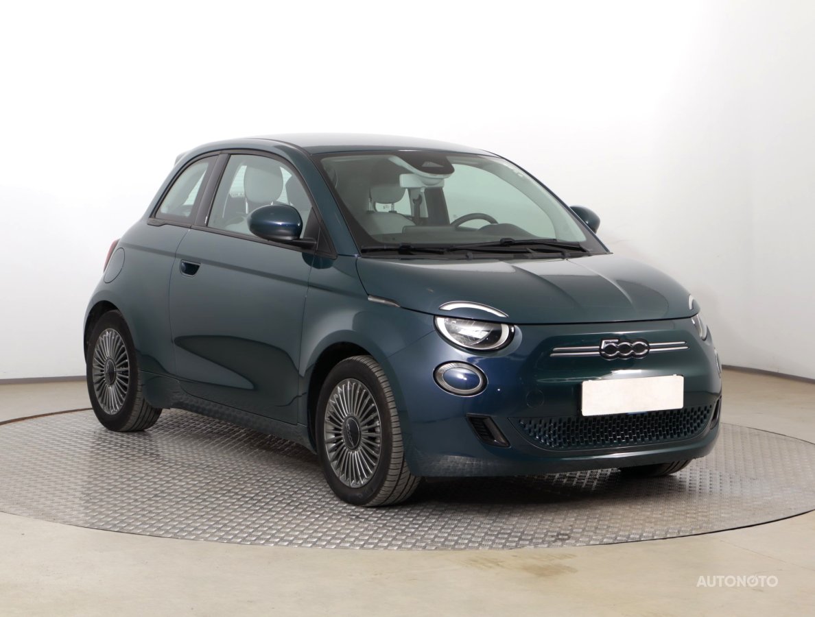 Fiat 500e, 2022 - celkový pohled