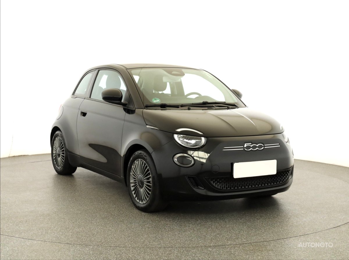 Fiat 500e, 2022 - celkový pohled