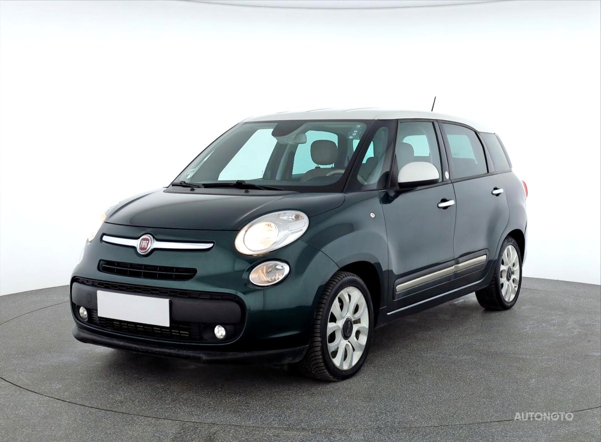 Fiat 500L Living, 2013 - pohled č. 3