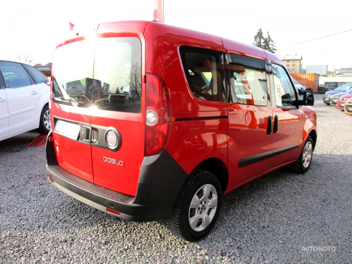 Fiat Dobló, 2012 - pohled č. 3