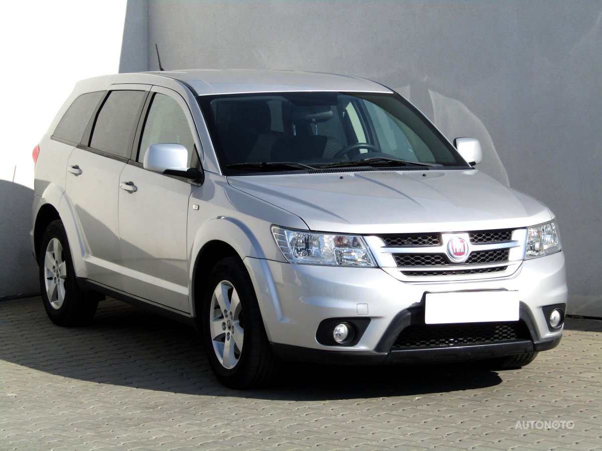 Fiat Freemont, 2012 - celkový pohled