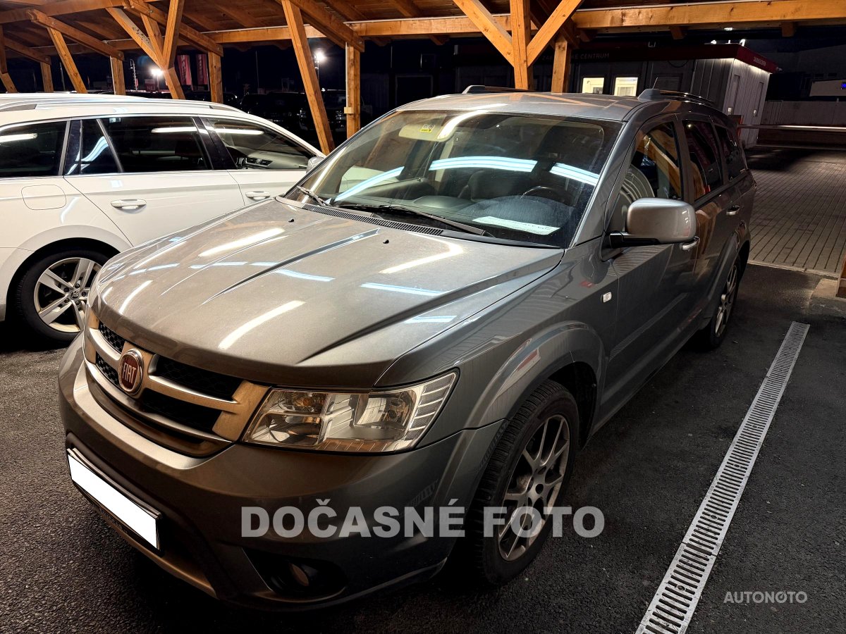 Fiat Freemont, 2013 - celkový pohled