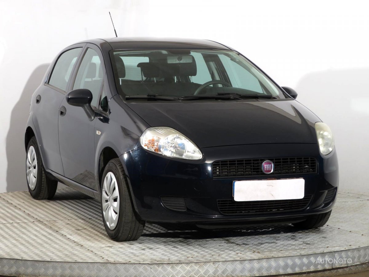 Fiat Grande Punto, 2010 - celkový pohled