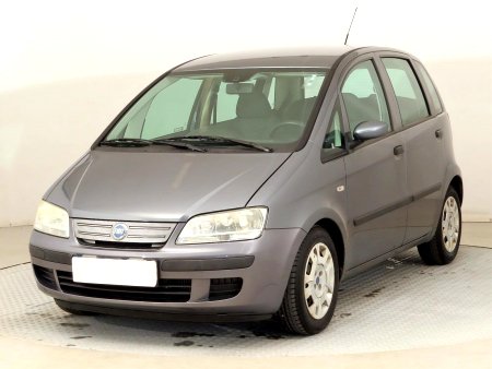 Fiat Idea, 2008 - pohled č. 3