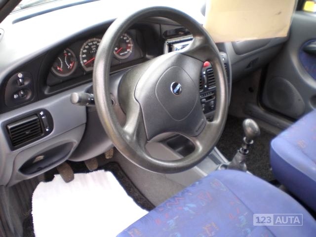 Fiat Palio, 2000 - pohled č. 5