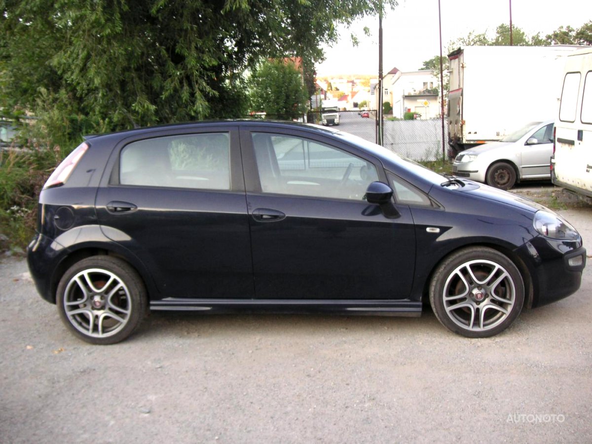 Fiat Punto Evo, 2010 - pohled č. 3