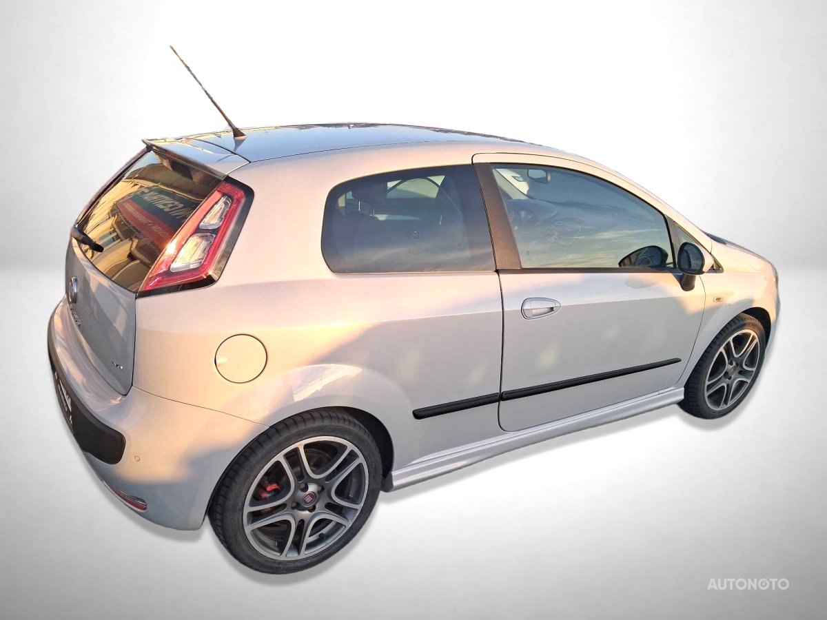 Fiat Punto Evo, 2011 - pohled č. 2