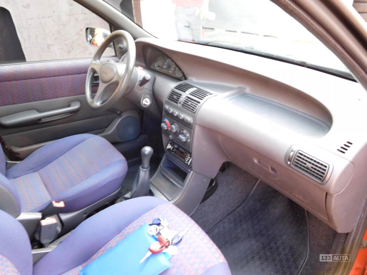 Fiat Punto, 1997 - pohled č. 10