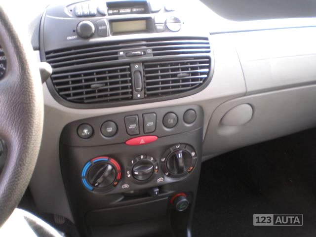 Fiat Punto, 2002 - pohled č. 8