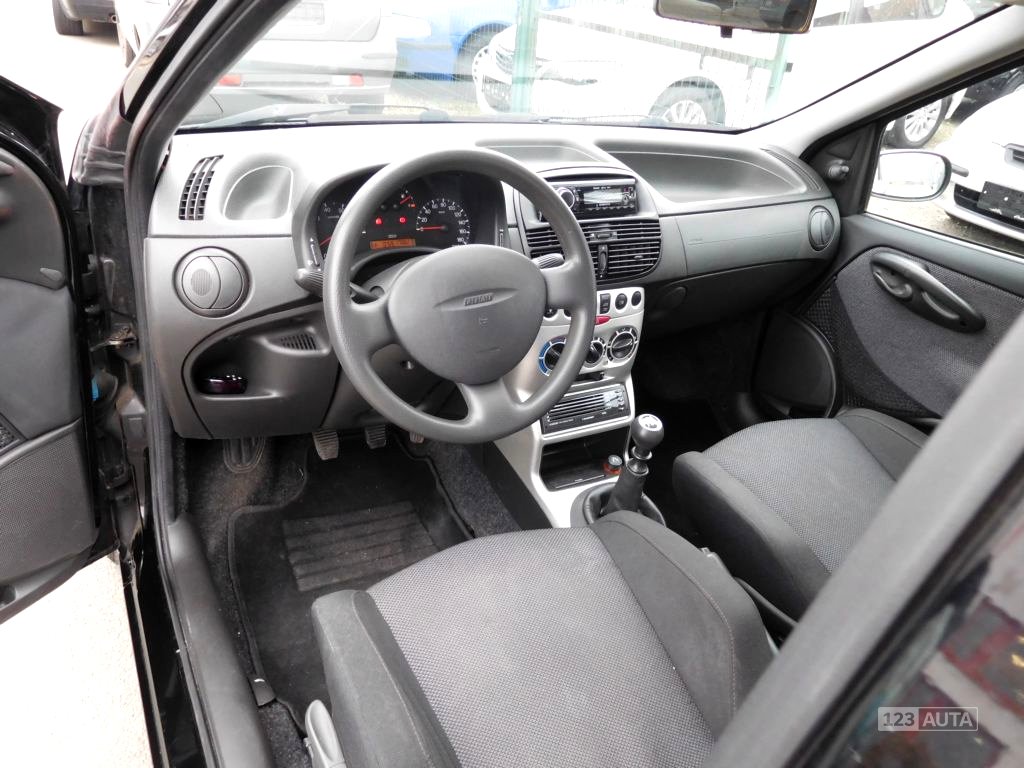 Fiat Punto, 2001 - pohled č. 13
