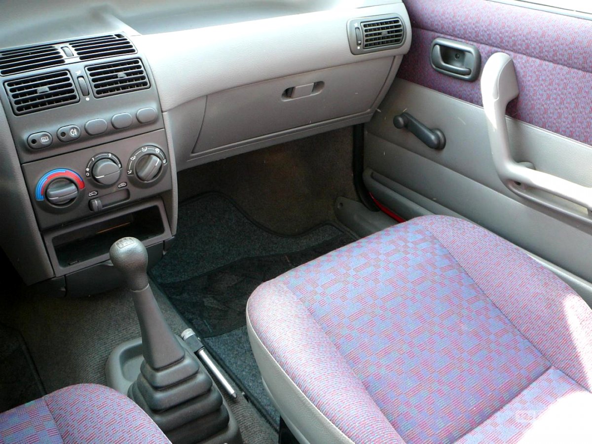 Fiat Punto, 1996 - pohled č. 15