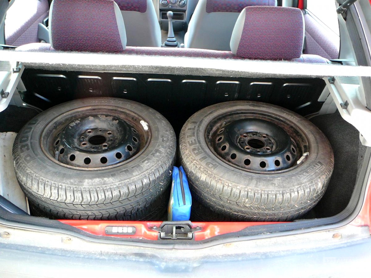 Fiat Punto, 1996 - pohled č. 18