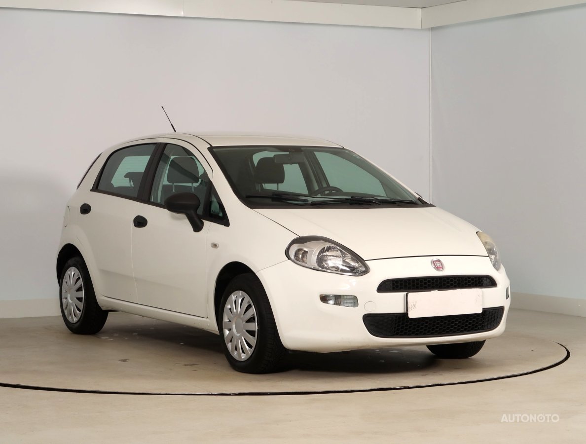 Fiat Punto, 2013 - celkový pohled