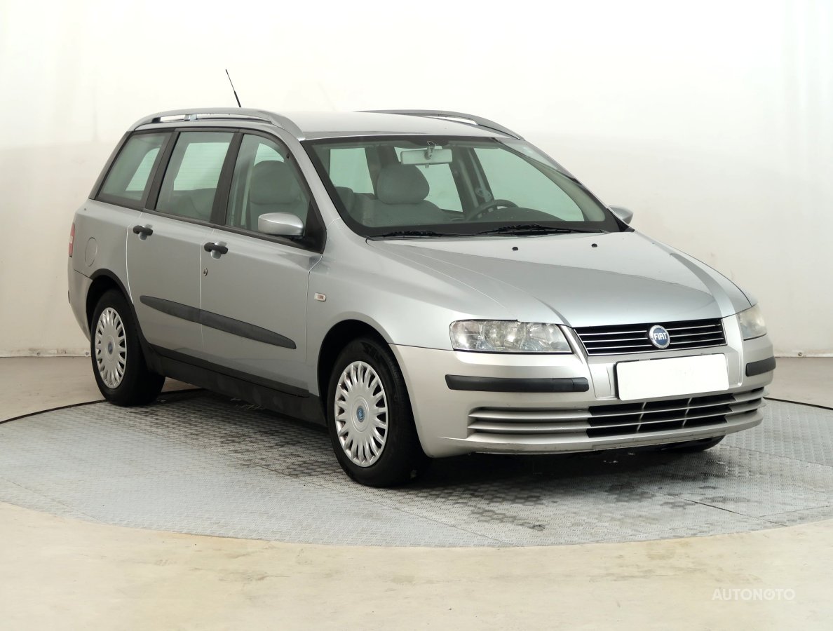 Fiat Stilo, 2004 - celkový pohled