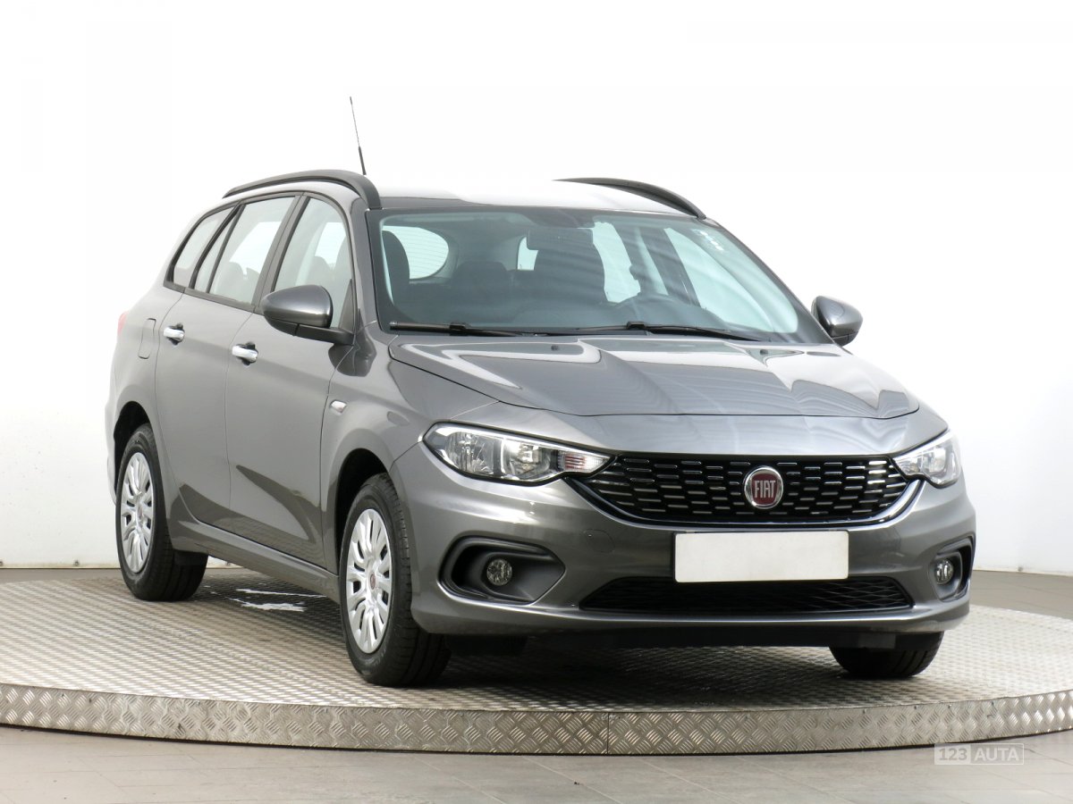Fiat Tipo, 2018 - celkový pohled