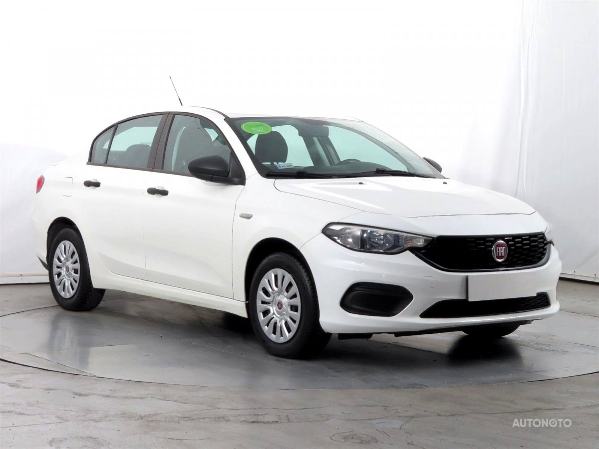 Fiat Tipo, 2017 - celkový pohled