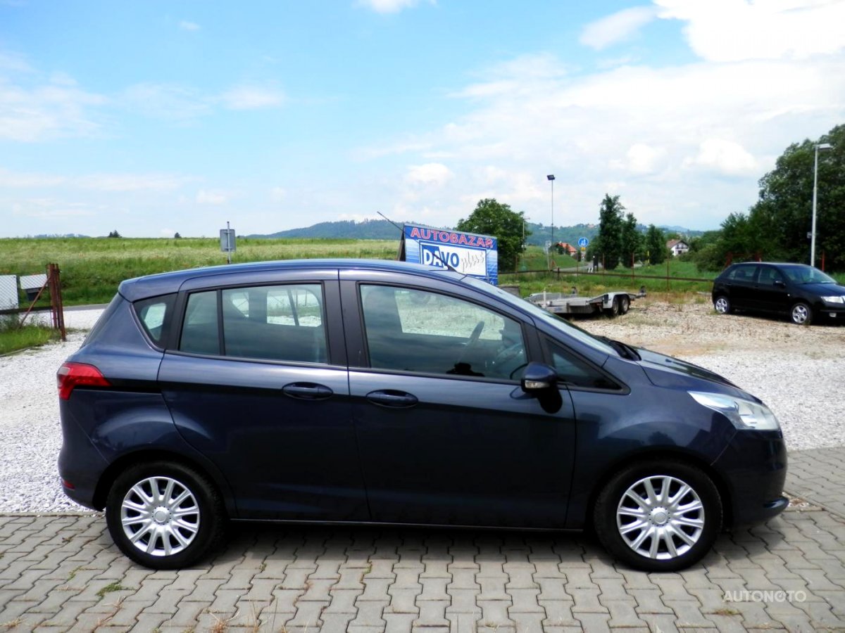 Ford B-MAX, 2013 - pohled č. 2