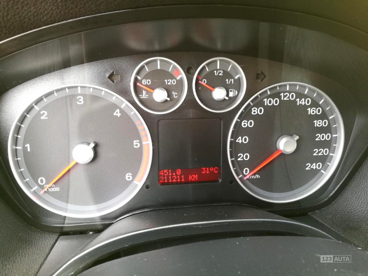 Ford C-MAX, 2008 - pohled č. 6