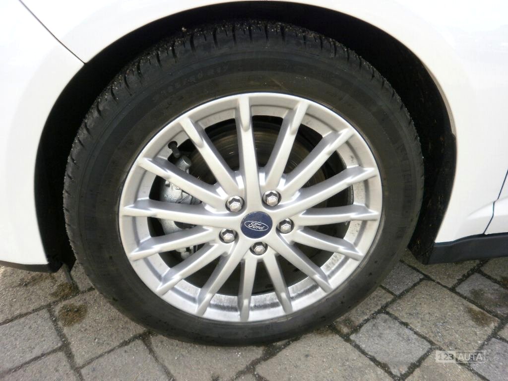 Ford C-MAX, 2015 - pohled č. 25