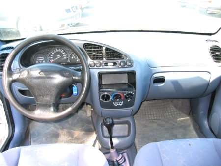 Ford Courier, 1997 - pohled č. 11