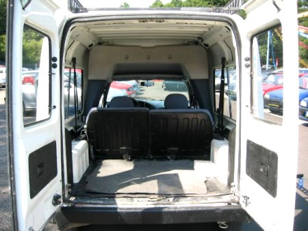 Ford Courier, 1997 - pohled č. 12