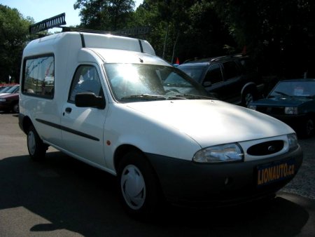 Ford Courier, 1997 - pohled č. 3