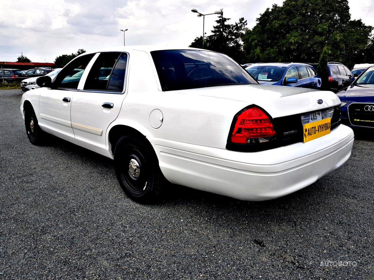 Ford Crown Victoria, 2008 - pohled č. 5