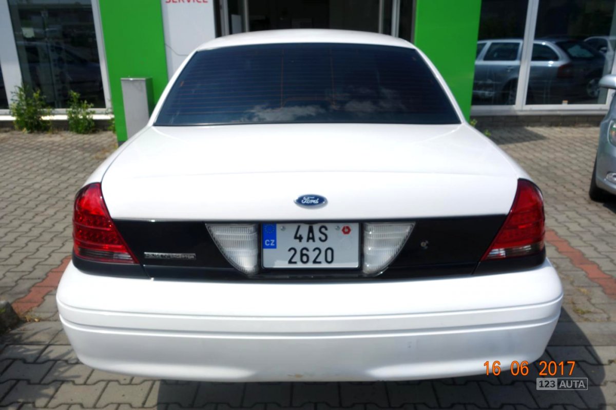 Ford Crown Victoria, 2008 - pohled č. 10