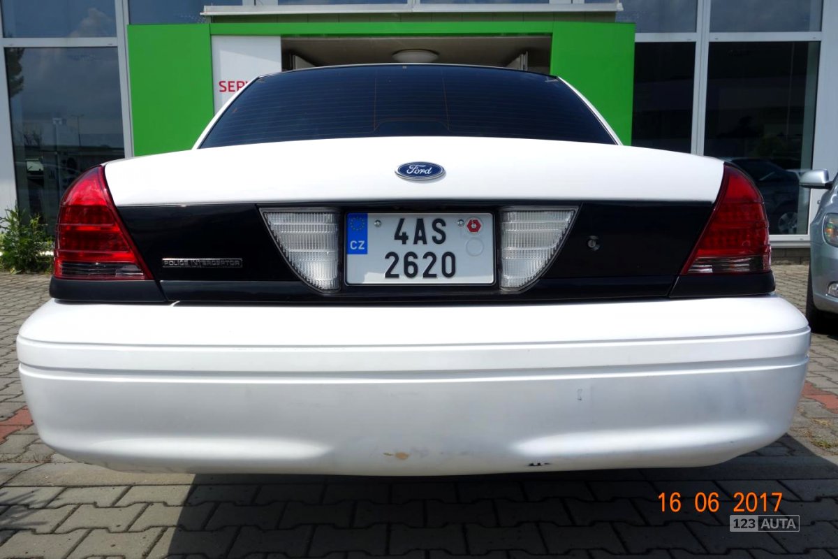 Ford Crown Victoria, 2008 - pohled č. 11