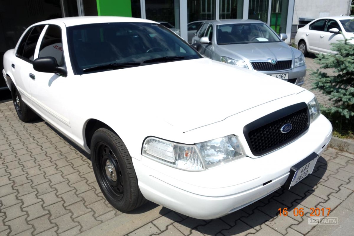 Ford Crown Victoria, 2008 - pohled č. 5