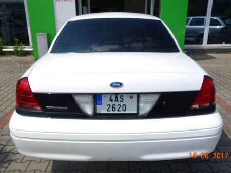 Ford Crown Victoria, 2008 - pohled č. 10