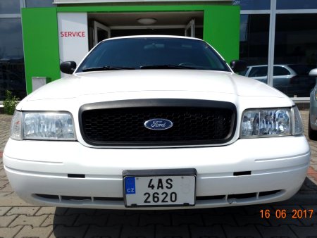 Ford Crown Victoria, 2008 - pohled č. 4