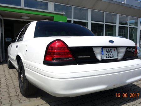 Ford Crown Victoria, 2008 - pohled č. 9